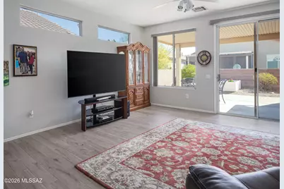 8001 W Wandering Spring Way, Tucson, AZ 85743 - Photo 5