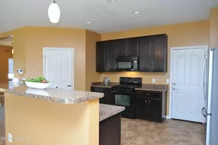 4780 E Desert Thorn Dr, Tucson, AZ 85756 - Photo 19