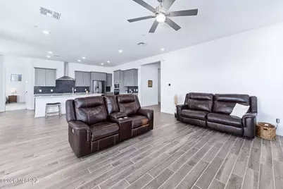 12764 S Tortoise Pointe Place, Vail, AZ 85641 - Photo 11