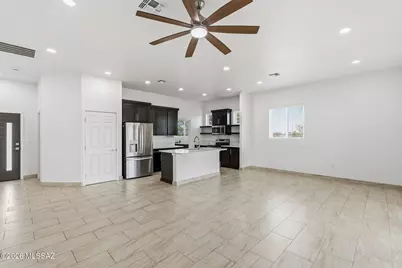 13691 E Pocketknife Drive, Vail, AZ 85641 - Photo 11
