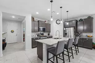 5156 W Paytons Ct, Tucson, AZ 85742 - Photo 7