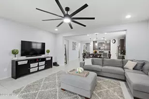 5156 W Paytons Ct, Tucson, AZ 85742 - Photo 15