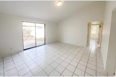 1943 W Southbrooke Circle, Tucson, AZ 85705 - Photo 3