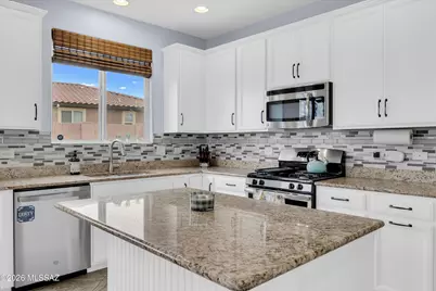 38754 S Running Roses Lane, Saddlebrooke, AZ 85739 - Photo 19