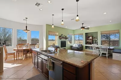12911 W Zebra Aloe Place, Tucson, AZ 85743 - Photo 19