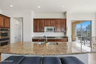 12911 W Zebra Aloe Pl, Tucson, AZ 85743 - Photo 17