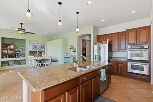 12911 W Zebra Aloe Pl, Tucson, AZ 85743 - Photo 15