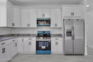 912 Pesa Ct, Rio Rico, AZ 85648 - Photo 9