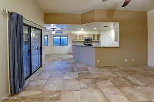 6781 N Broom Tail Dr, Tucson, AZ 85743 - Photo 11