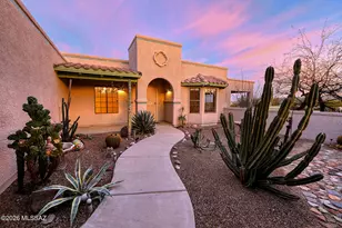 6781 N Broom Tail Dr, Tucson, AZ 85743 - Photo 3