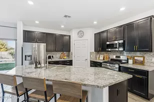 9136 Blue Saguaro St, Marana, AZ 85653 - Photo 15