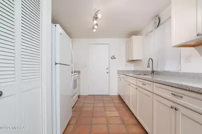 4321 W Rae Circle, Tucson, AZ 85741 - Photo 5