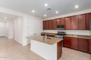 17198 S Ridgerunner Dr, Vail, AZ 85641 - Photo 7