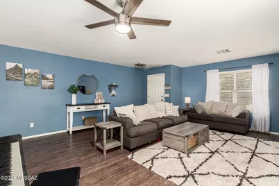 8449 E Hodgman Place, Tucson, AZ 85747 - Photo 7