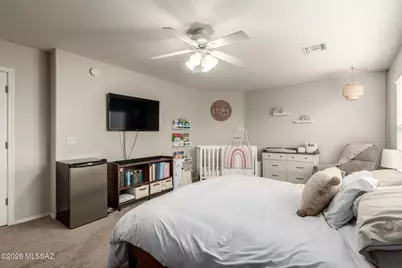 8449 E Hodgman Place, Tucson, AZ 85747 - Photo 21