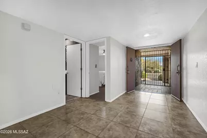 5613 N Calle Del Marques, Tucson, AZ 85718 - Photo 3