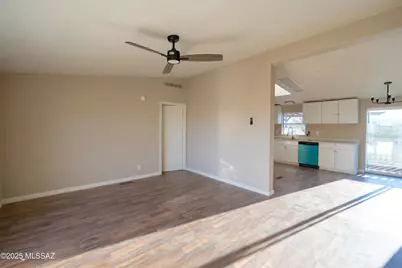 1680 E McGregor Rise, Huachuca City, AZ 85616 - Photo 5