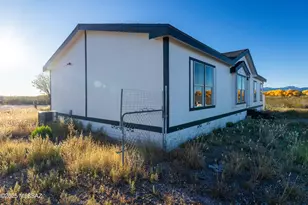 1680 E McGregor Rise, Huachuca City, AZ 85616 - Photo 27