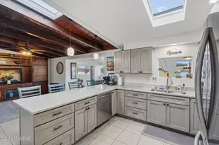 5353 N Oracle Jaynes Station Rd, Tucson, AZ 85704 - Photo 13