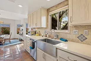 1420 W Cool Breeze Ct, Oro Valley, AZ 85737 - Photo 9