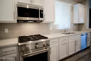 1853 Placita Tejano, Tucson, AZ 85712 - Photo 9