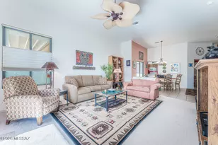 609 W Camino del Bondadoso, Green Valley, AZ 85614 - Photo 5