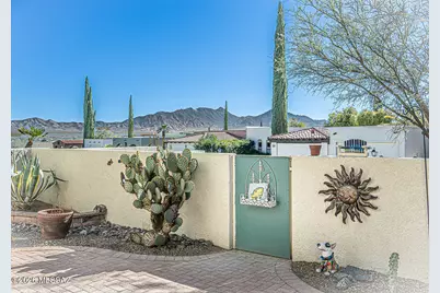 609 W Camino Del Bondadoso, Green Valley, AZ 85614 - Photo 25