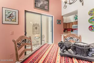 609 W Camino del Bondadoso, Green Valley, AZ 85614 - Photo 9