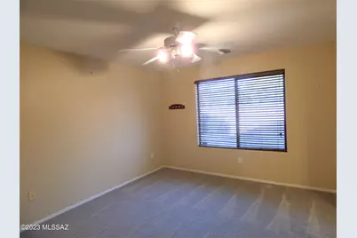 12416 N Floating Feather Lane, Marana, AZ 85658 - Photo 11