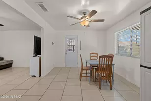 6242 E 35th St, Tucson, AZ 85711 - Photo 13