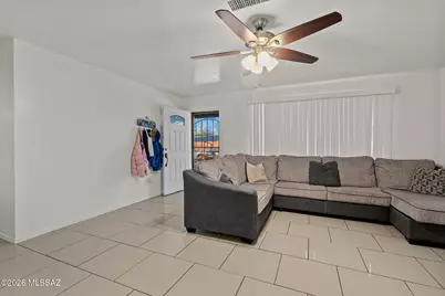 6242 E 35th Street, Tucson, AZ 85711 - Photo 5