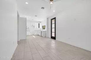 4005 E 17th St, Tucson, AZ 85711 - Photo 5