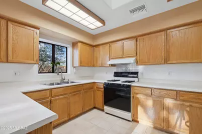 335 W Oak Hills Drive, Oracle, AZ 85623 - Photo 15