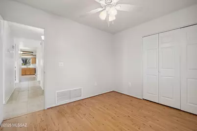 335 W Oak Hills Drive, Oracle, AZ 85623 - Photo 23