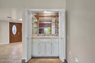 3910 S Via Del Ruisenor, Green Valley, AZ 85622 - Photo 9