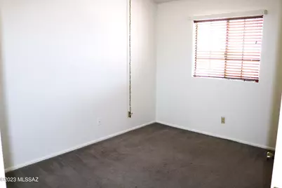 9690 N Donegal Place, Tucson, AZ 85742 - Photo 13