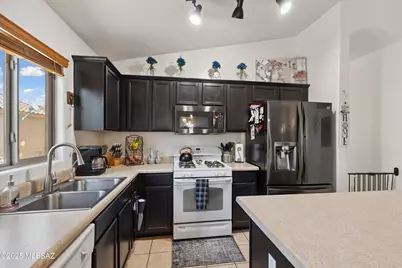 14213 N Maize Farm Avenue, Marana, AZ 85658 - Photo 15