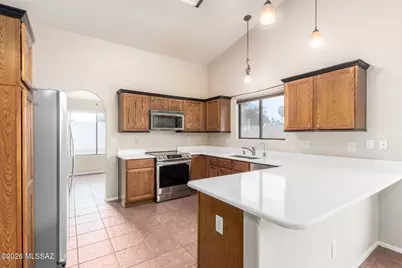 9321 E Lochnay Lane, Tucson, AZ 85747 - Photo 11