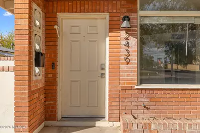 2439 E 8th Street, Tucson, AZ 85719 - Photo 9
