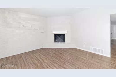 2439 E 8th Street, Tucson, AZ 85719 - Photo 15
