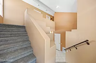 9272 N Golden Finch Ave, Tucson, AZ 85742 - Photo 25