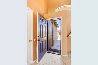 9272 N Golden Finch Avenue, Tucson, AZ 85742 - Photo 11