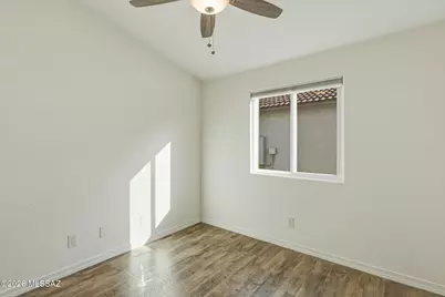 8325 N Austin Nikolas Court, Tucson, AZ 85704 - Photo 13