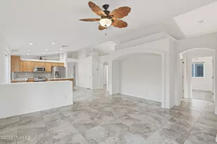 8325 N Austin Nikolas Ct, Tucson, AZ 85704 - Photo 21