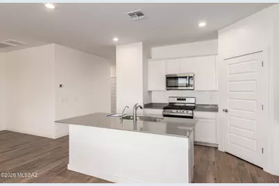 680 W Lexington Street, Vail, AZ 85641 - Photo 11