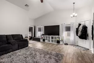 7951 S Wild Primrose Ave, Tucson, AZ 85747 - Photo 9