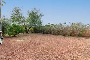 743 N Abrego Dr, Green Valley, AZ 85614 - Photo 19
