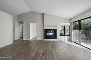 321 E Fieldcrest Ln, Oro Valley, AZ 85737 - Photo 11