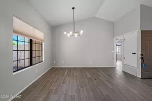 321 E Fieldcrest Ln, Oro Valley, AZ 85737 - Photo 7