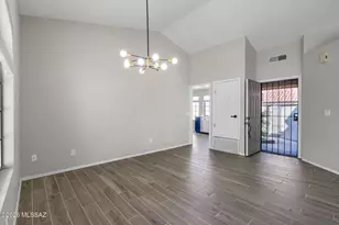 321 E Fieldcrest Ln, Oro Valley, AZ 85737 - Photo 13